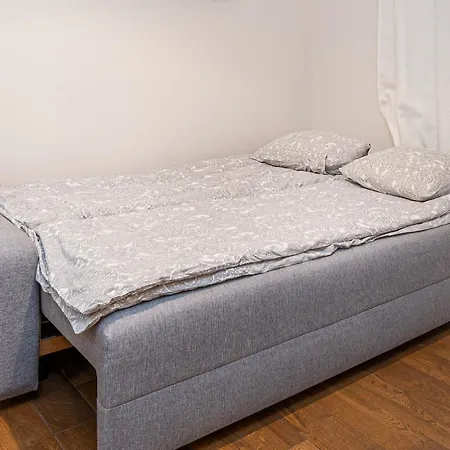 Five Star Downtown Apartment *