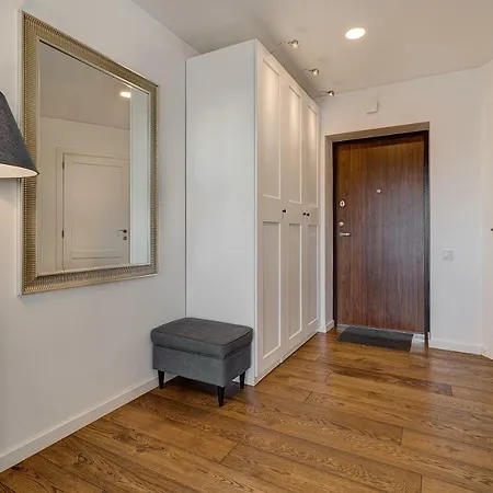 Apartment Five Star Downtown